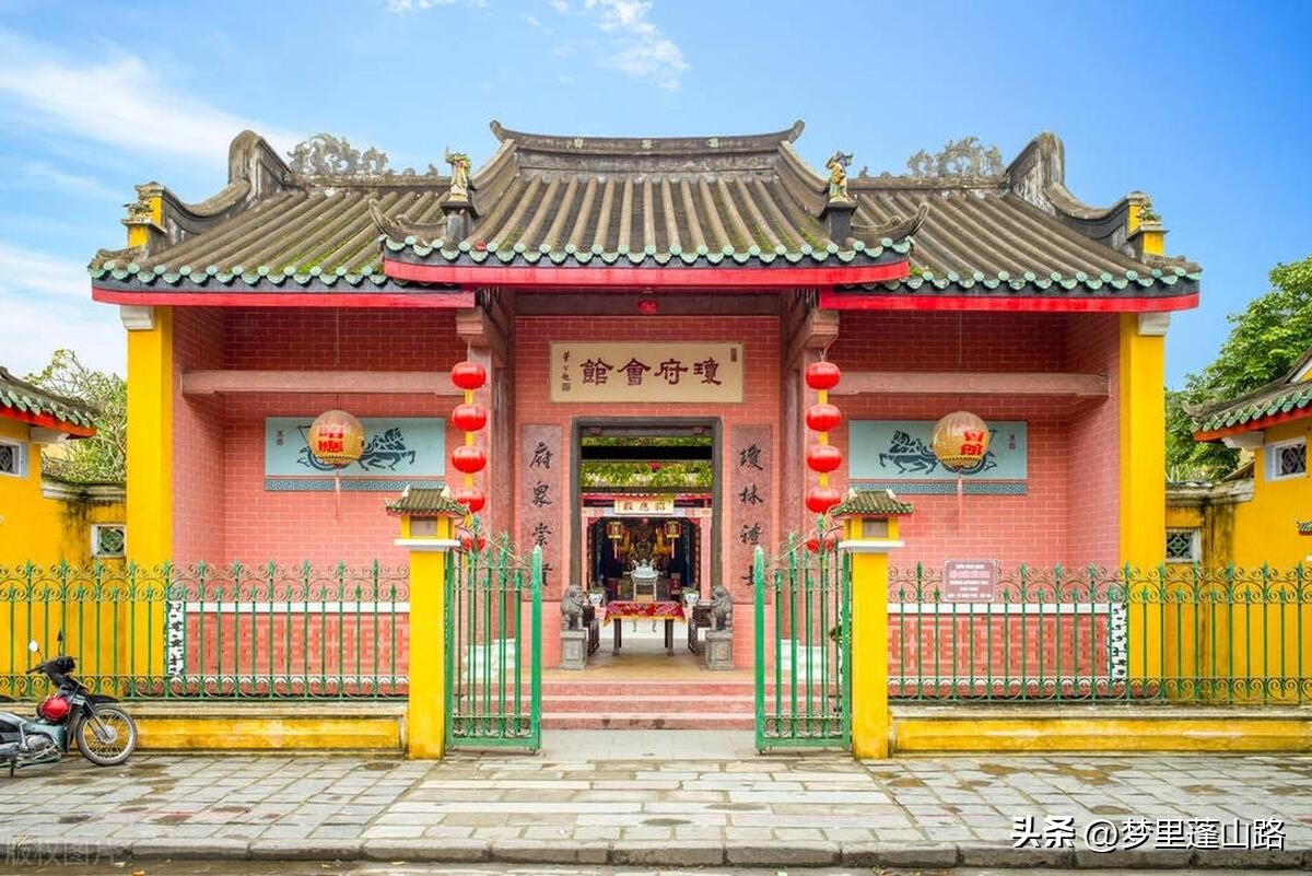 越南人和广东人是同宗同祖吗,为什么越南人会写汉字