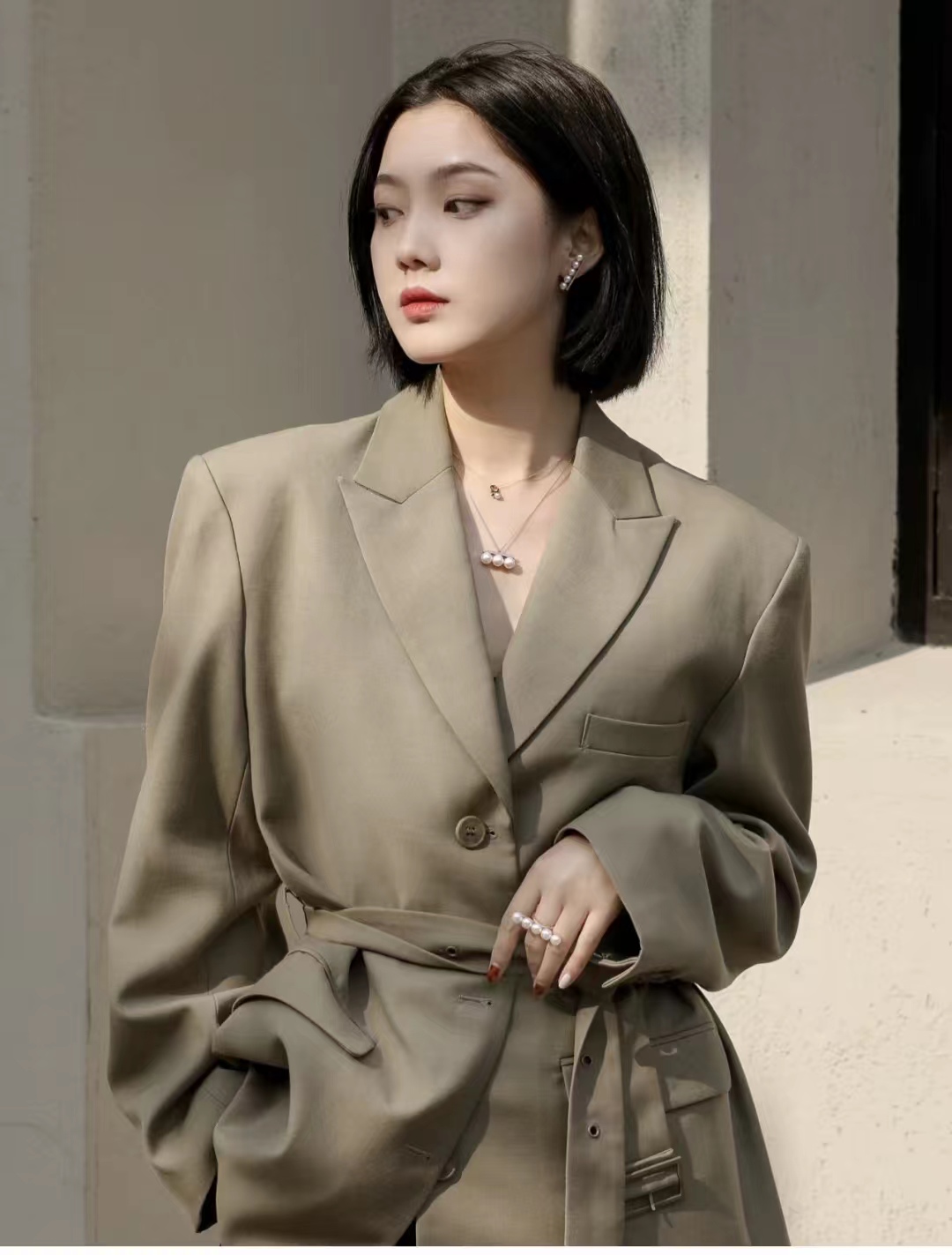 男卡其色上衣配什么颜色下装好看,卡其色里面搭配什么颜色好看