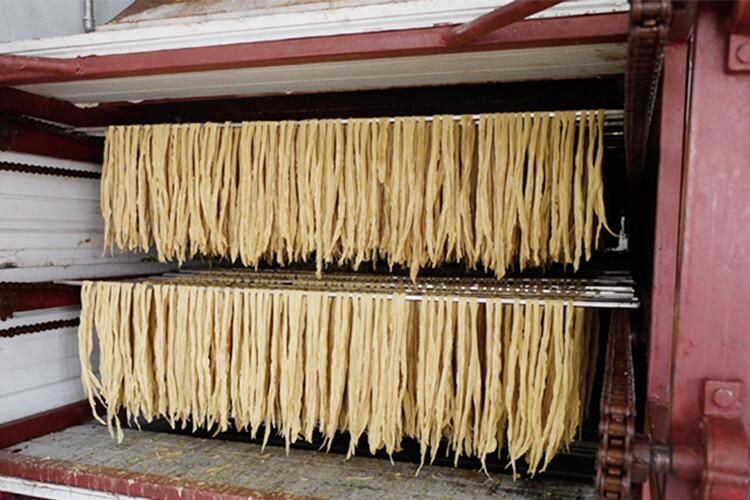 腐竹废渣蒸汽烘干机设备,腐竹微波烘干杀菌设备