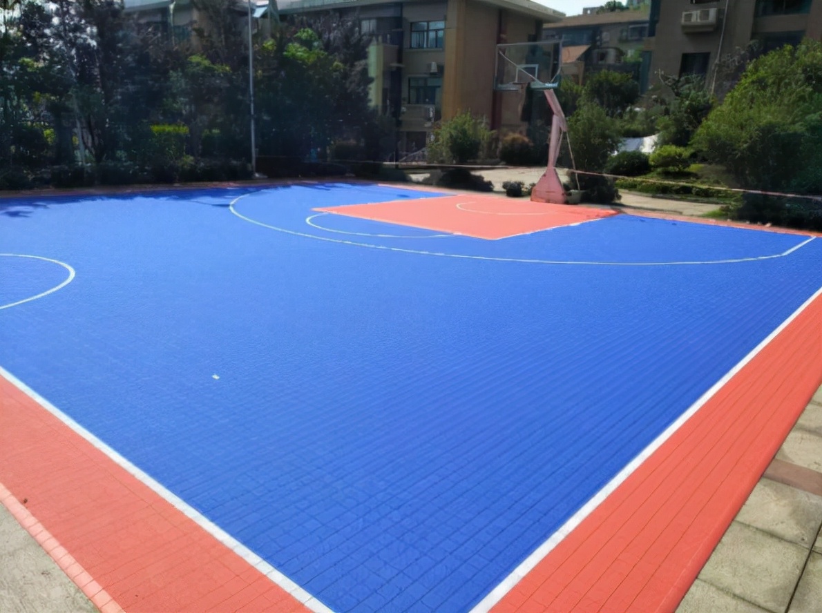 篮球场地面材质,室外篮球场地面用什么漆