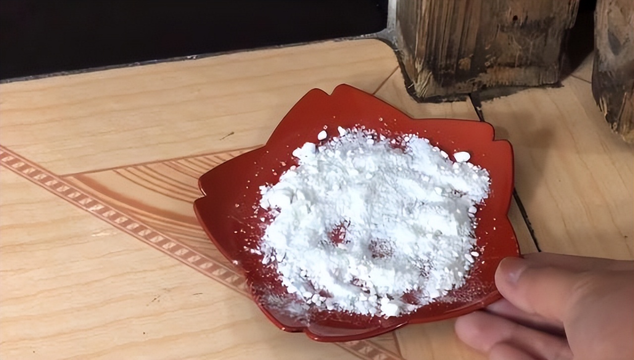 家里蟑螂太多怎么处理蟑螂,夏天蟑螂多教你一个小妙招