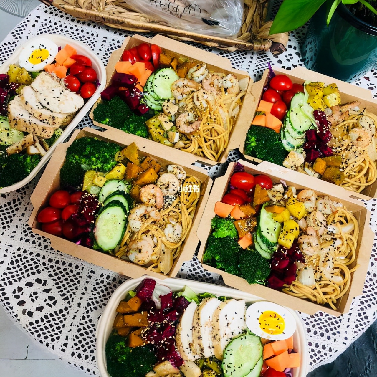 什么时候吃晚饭更利于减肥,减肥控制体重早中晚餐