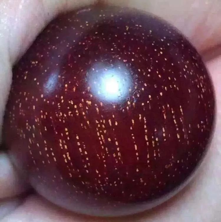 小叶紫檀手串金星怎么辨别真假,金星小叶紫檀手串怎么辨别真假