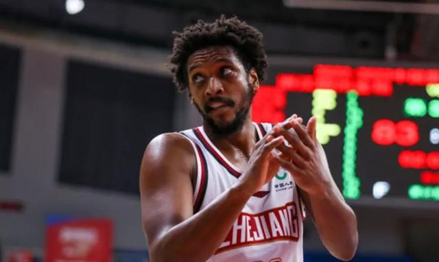 广东男篮对浙江稠州赛后杜锋发言,广东宏远vs浙江稠州张文逸杜锋