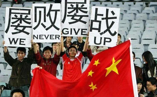 看卡塔尔世界杯解说员激动,看卡塔尔世界杯的仪式感