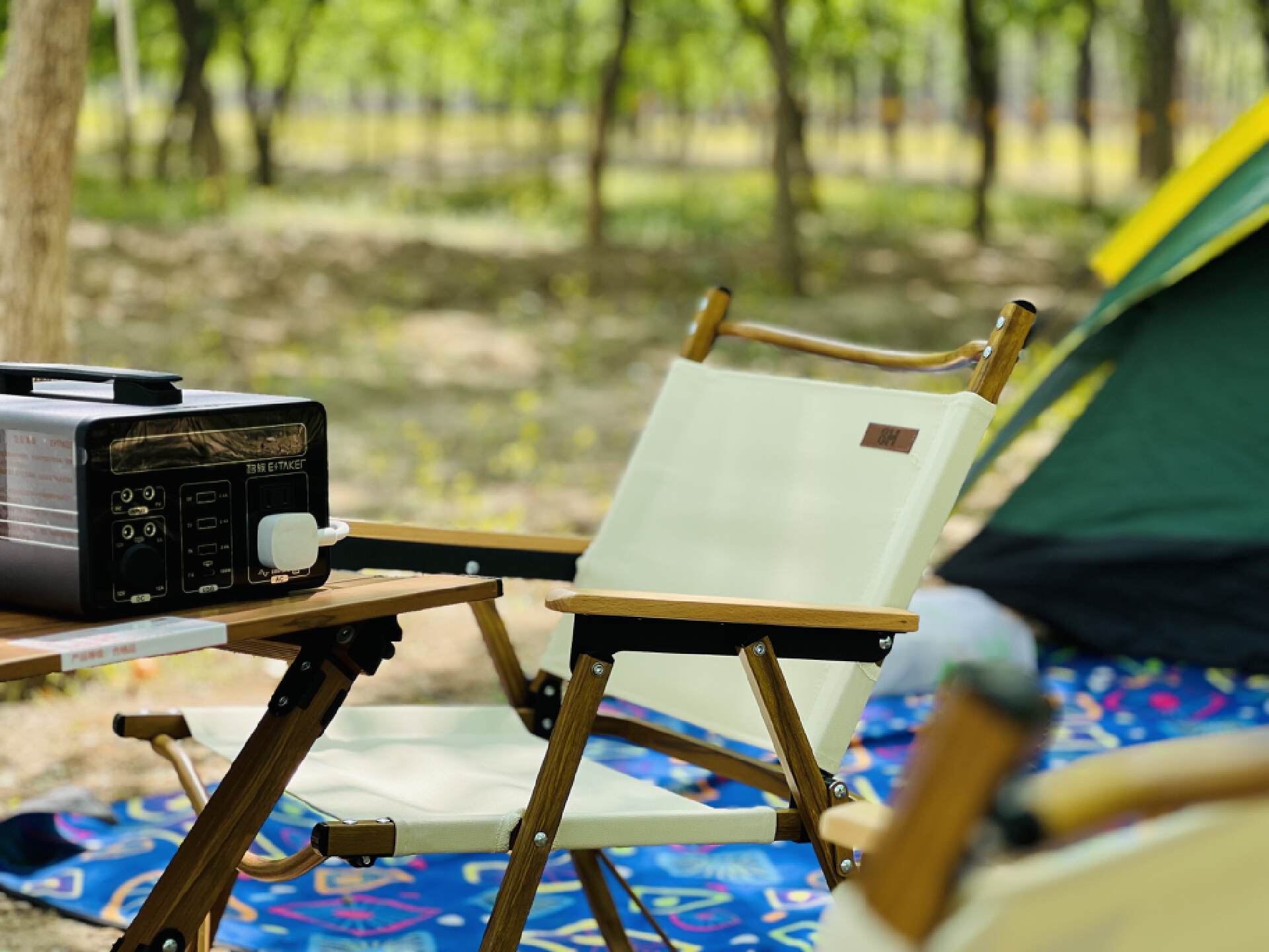 露营装备之桌椅怎么选？亲测蛋卷桌和克米特椅实用轻便好收纳
