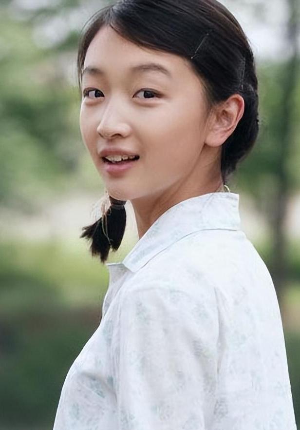 10位颜值巅峰的女星今昔对比,十位素颜女星前后对比