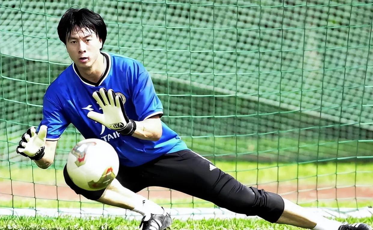 帮助中国打进世界杯的守门员,2002年带领中国足球队进入世界杯