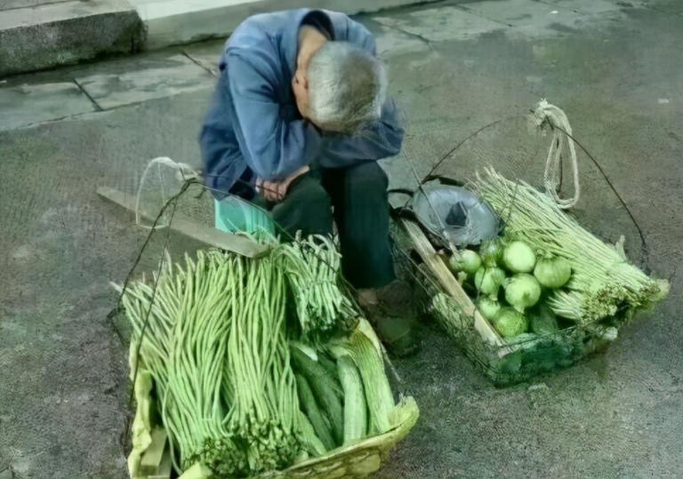 去拜年忘带现金,过年一定要带现金在身上