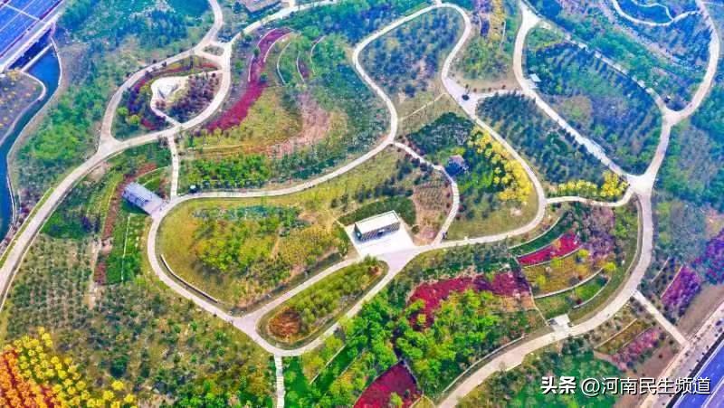 人间四月相约花海,人间四月相约古镇