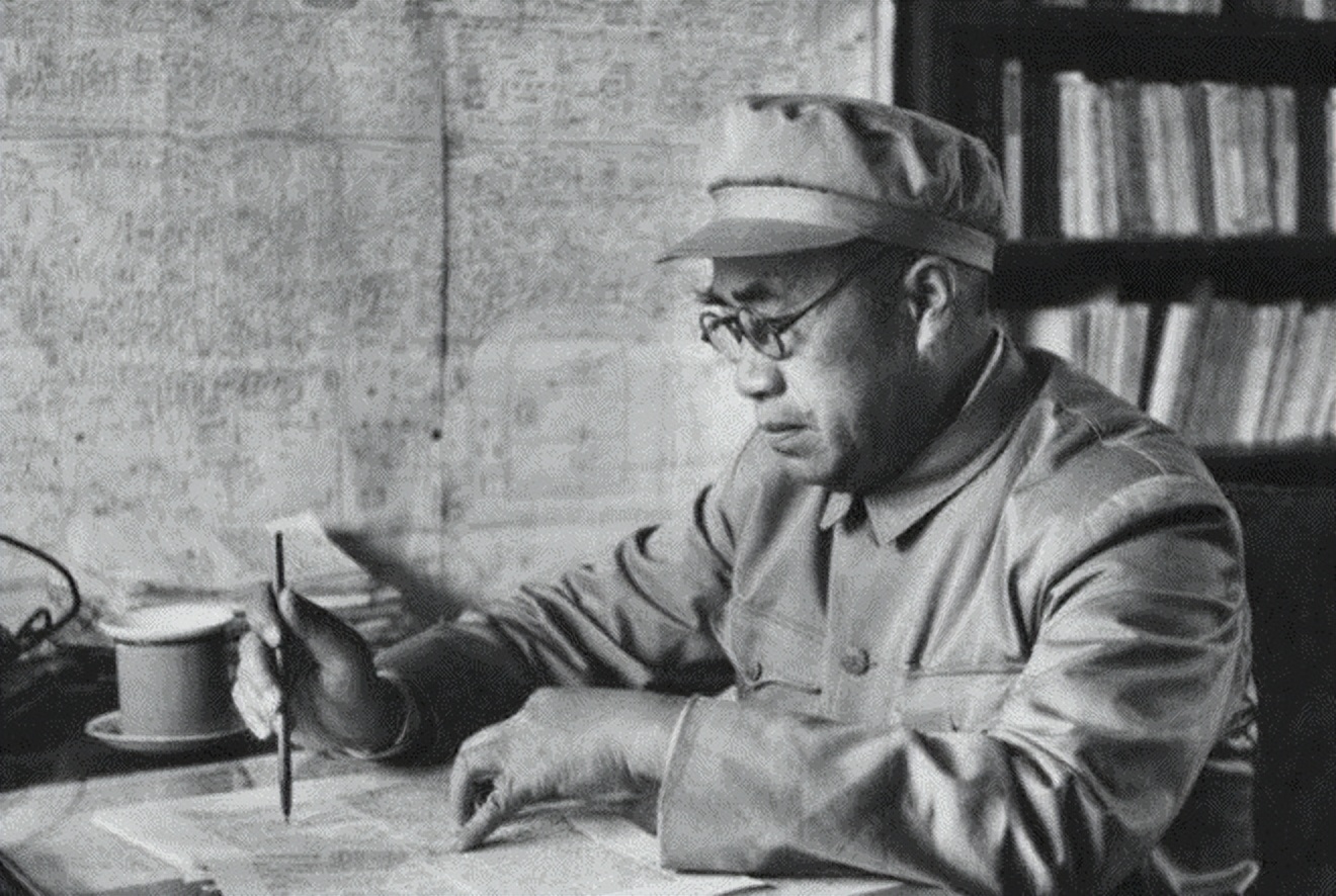 *德朱**之女朱敏，为生存曾装哑2年，晚年称：无法原谅母亲的叛变