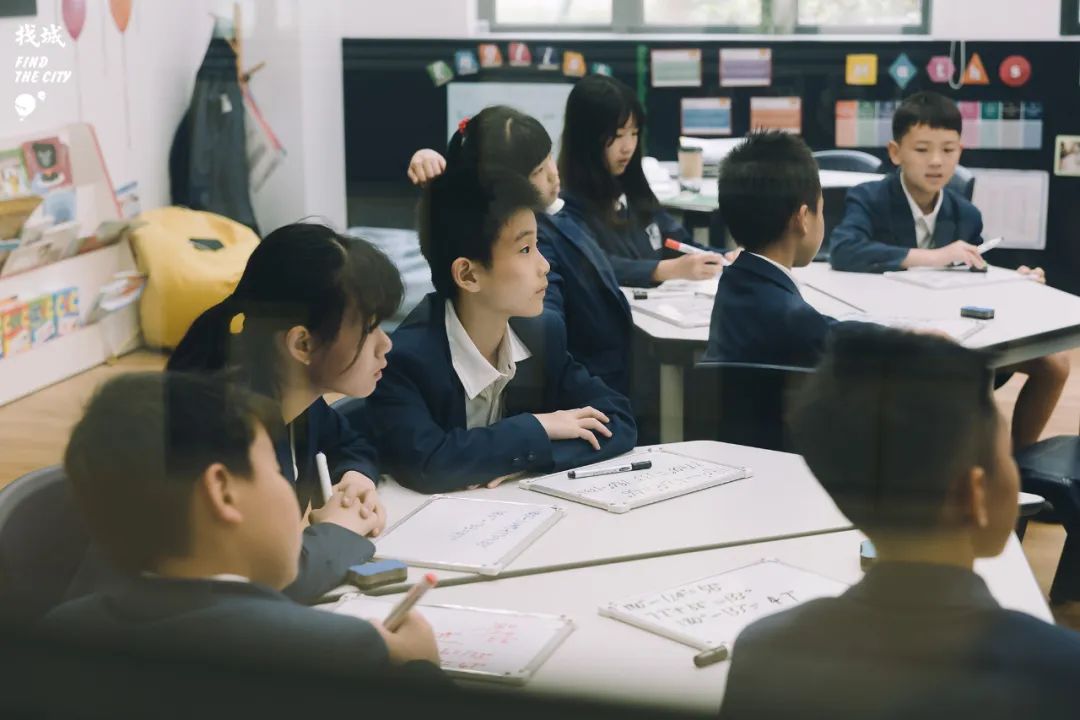 哈利·波特霍格沃茨存在吗,哈利波特中的霍格沃茨在哪里