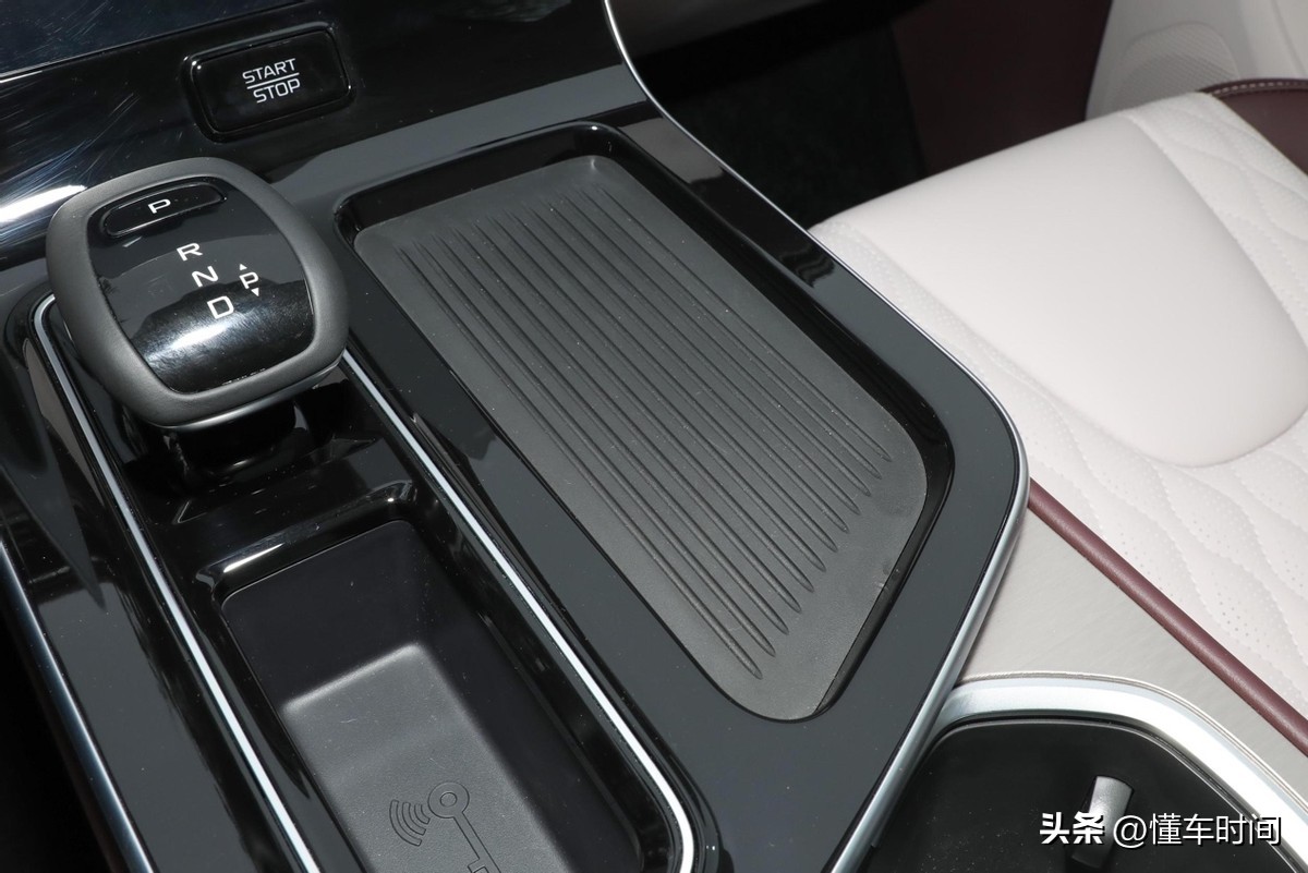 能够让你随心选装的一汽奔腾t90,奔腾t90豪华与性能的完美结合