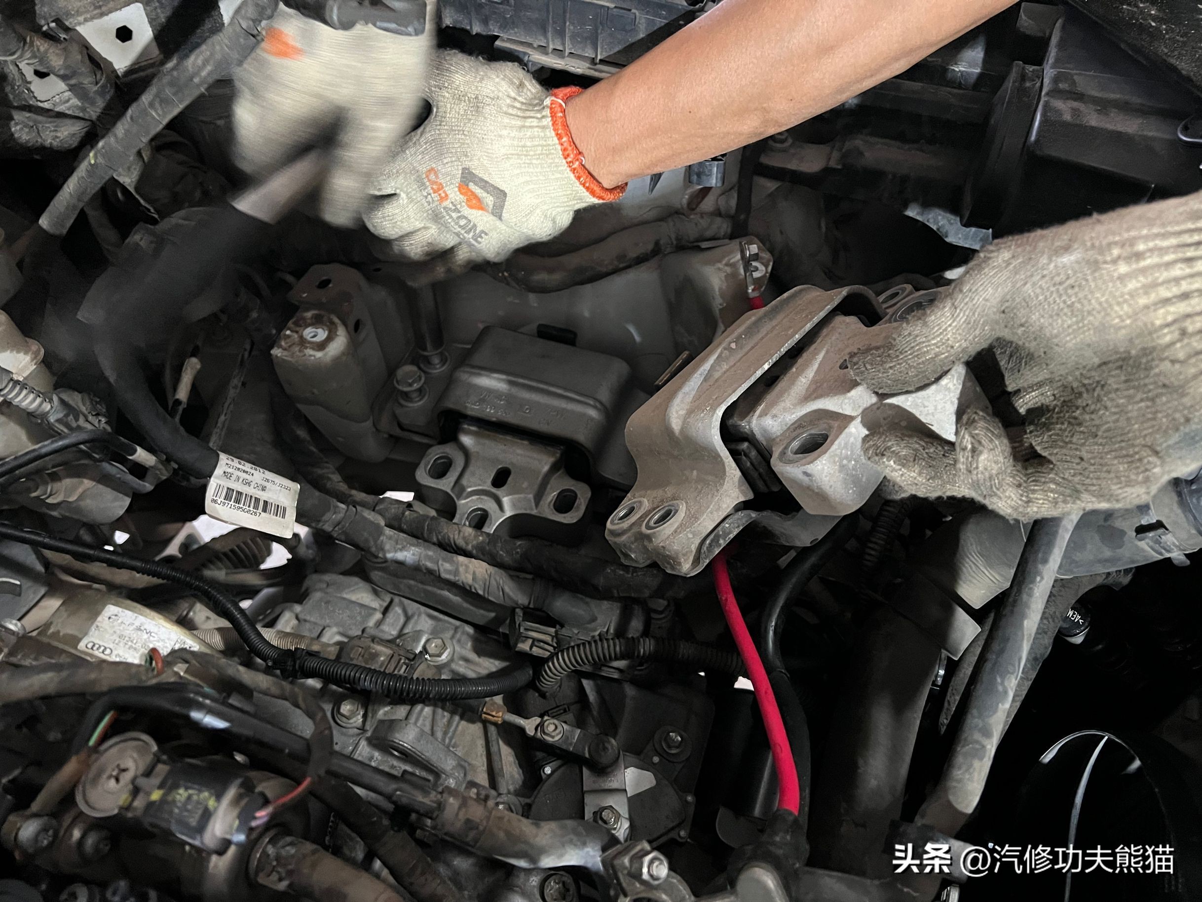 大众途观三百公里烧一升机油,途观3代发动机烧机油