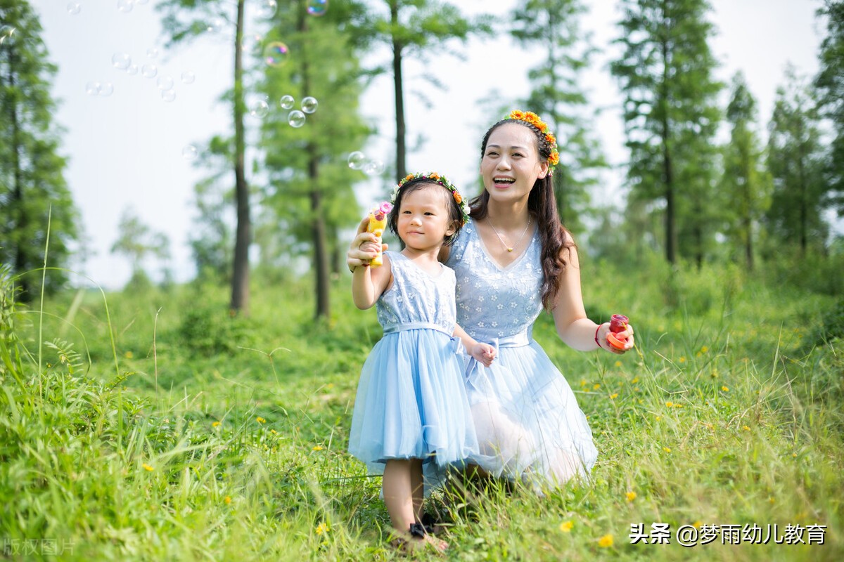 3岁孩子难管教家长拗不过，你千万别和他较劲，斗智斗勇两招管用