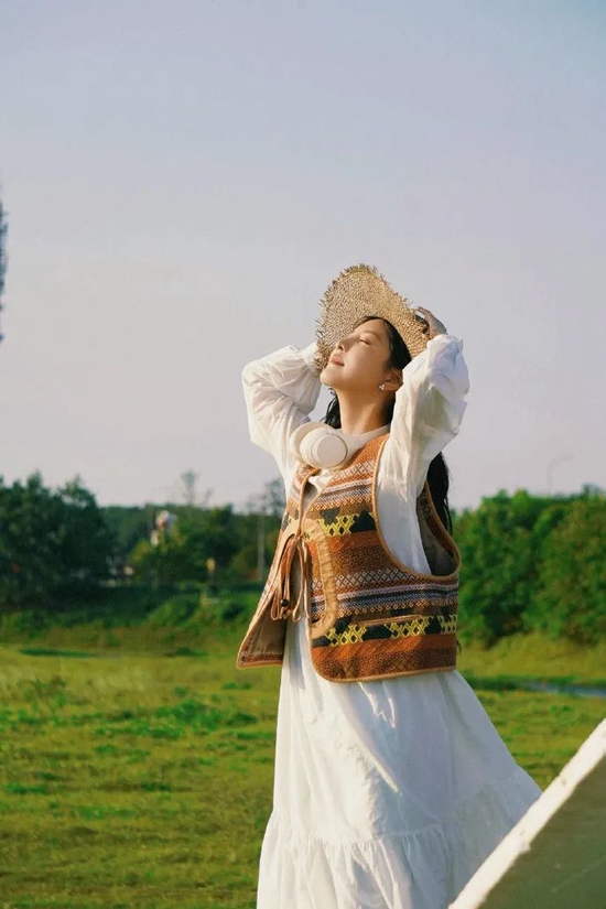 秋日必备穿搭男,冬季马甲穿搭高级感