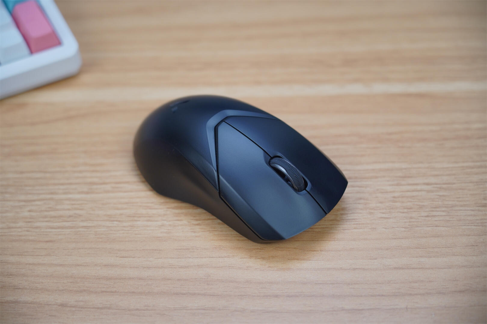 雷柏vt9鼠标,性价比高的轻量化鼠标