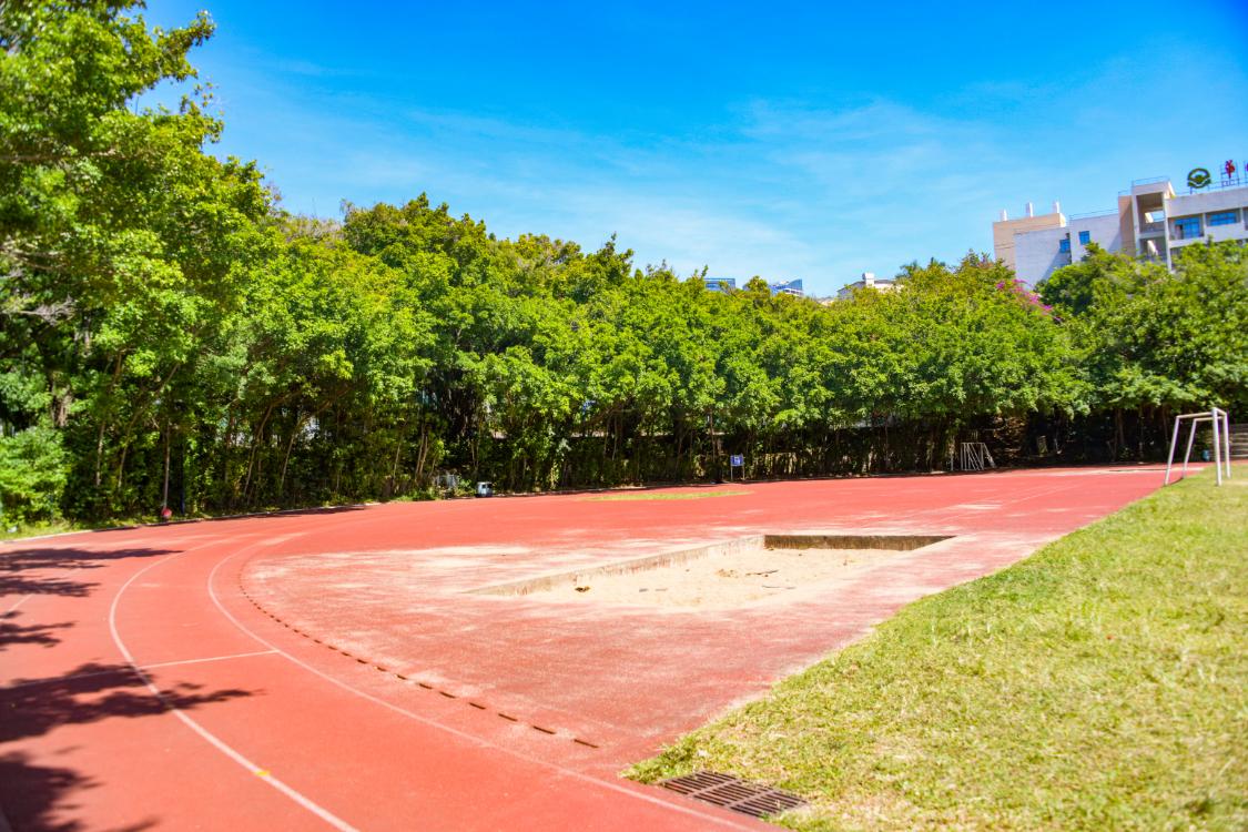 华侨城运动公园足球场,华侨城生态广场400米操场