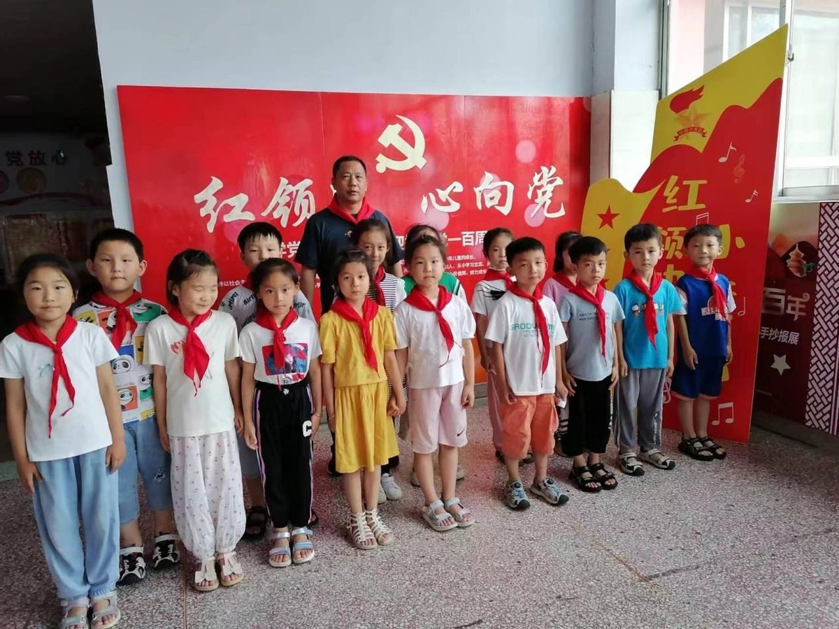 临沂湖南崖小学一年级,临沂湖南崖小学老照片