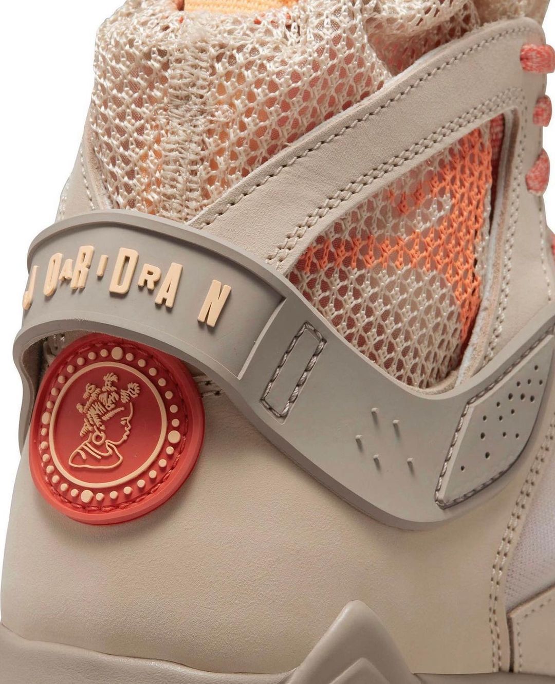 耐克乔丹联名款aj经典款黑白低帮,耐克KD15球鞋