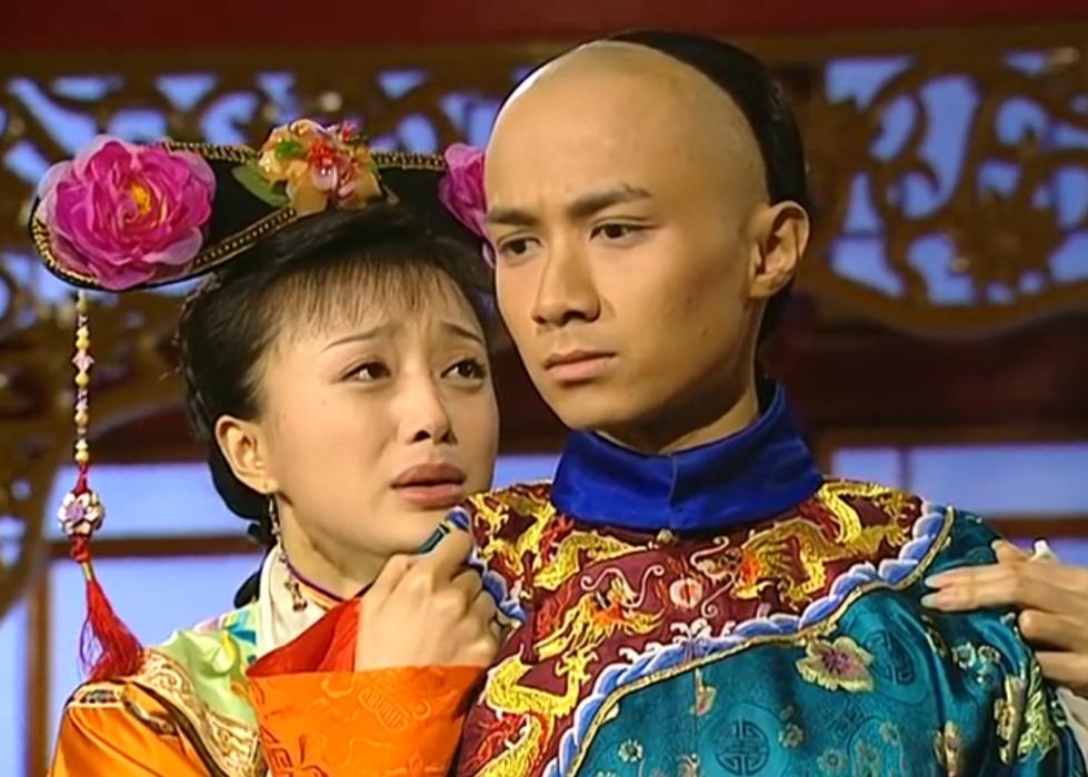 还珠格格小燕子为什么要顶替紫薇,新还珠格格小燕子紫薇公主出宫