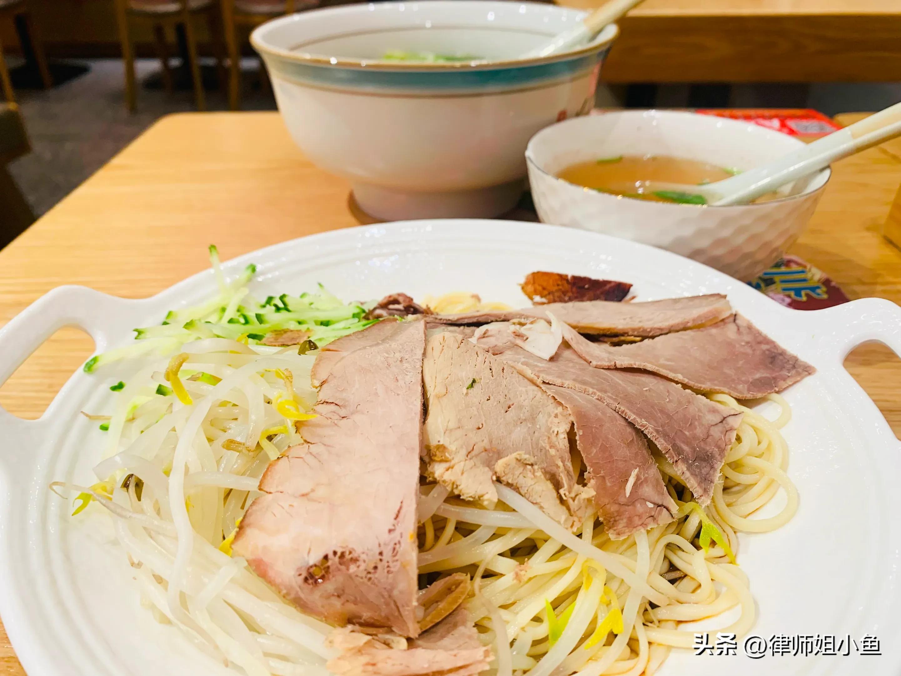 美食打卡周末的欢乐时光,好惬意的美食打卡