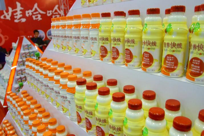 1499元的娃茅面世，娃哈哈却不“认亲”，打假打到老板头上了？