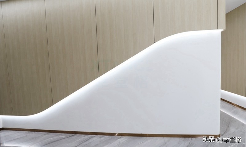 无缝墙板与实木板,实木墙板与集成墙板价格