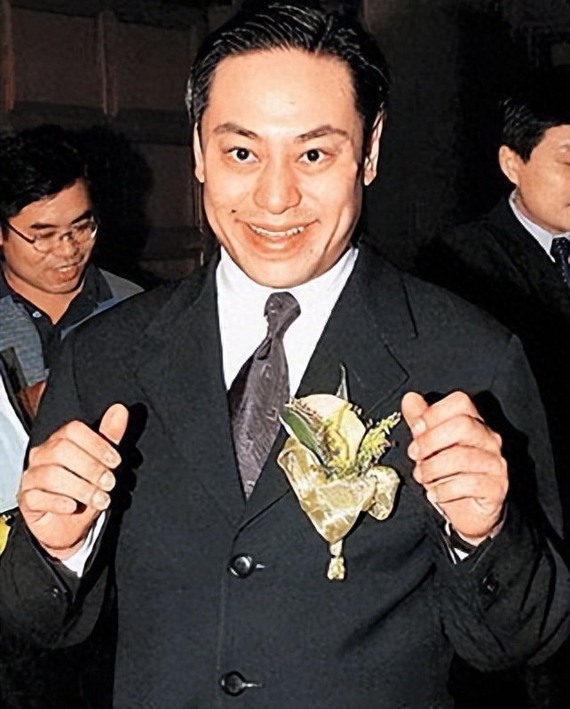 狂野夜晚：张凯丽与罗兆辉的惊人秘密揭晓！