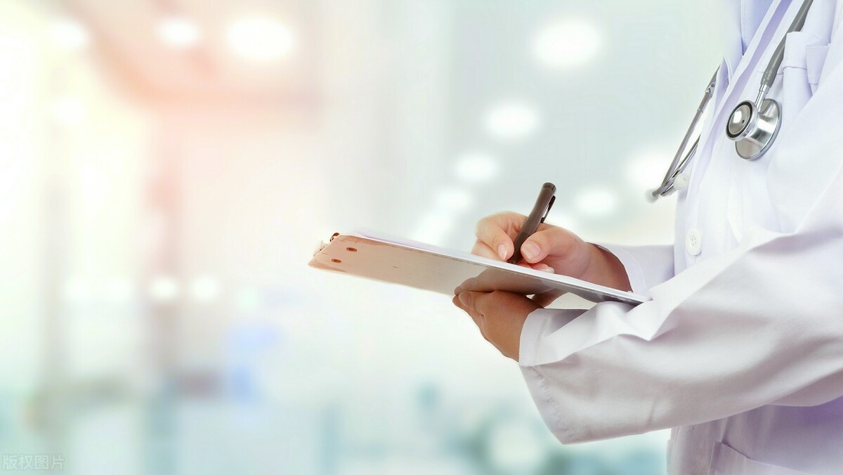 感染了hiv病毒还能喝啤酒吗,感染hiv是否意味着得了艾滋病