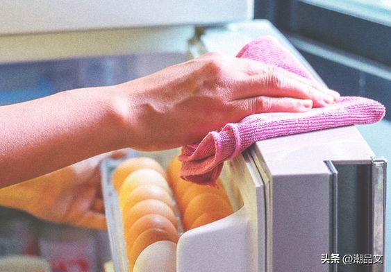 家用饮水机多久清洗一次,饮水机几个月清洗一次最好