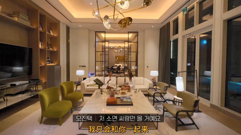 6男6女只有配对成功，才能逃离“地狱”，恋综玩成荒野求生