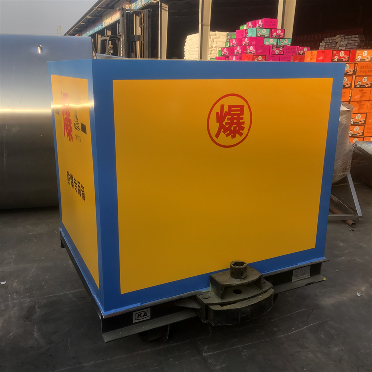 矿山井下危险品运输车,井下防爆炸药运输车