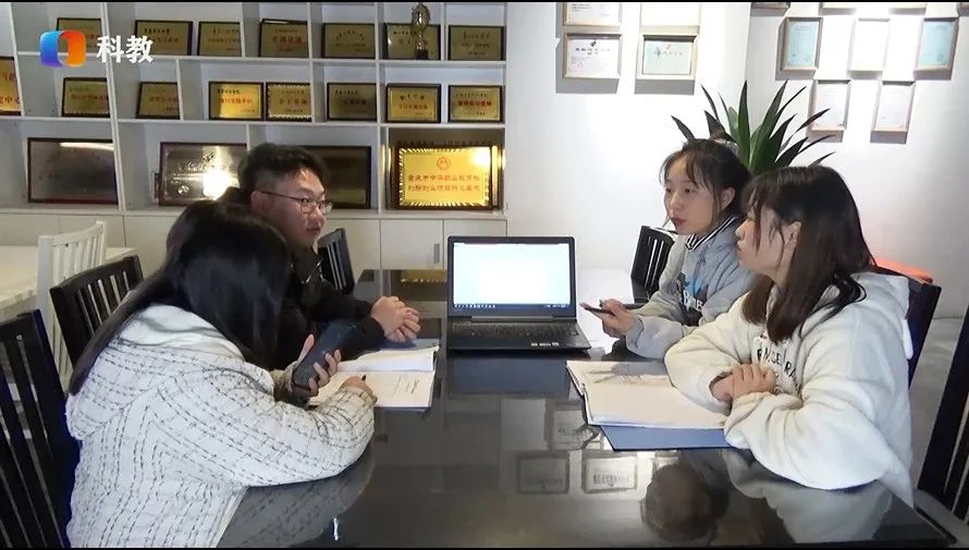 重庆足下软件学院如何,重庆市足下软件职业培训学院