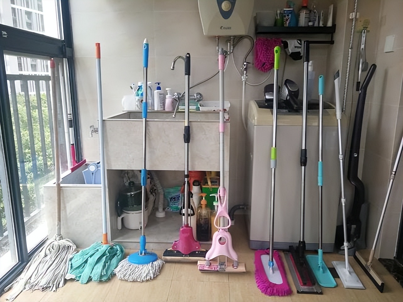 拖完地总是有水渍印怎么办,拖完地有水渍怎么处理