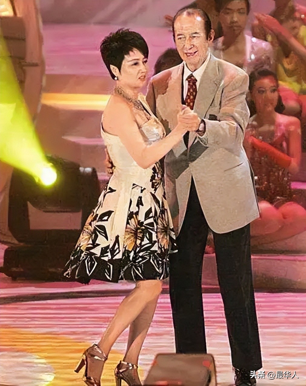 赌王千金利智,赌王千金像利智