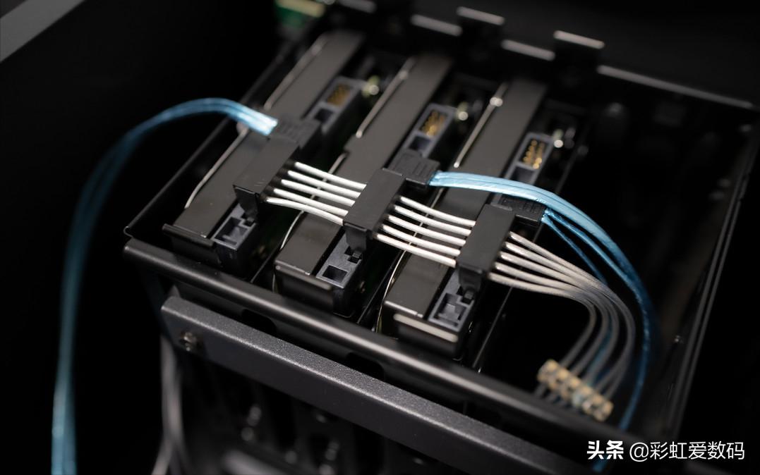 diy电脑900左右,10000元diy电脑普通机箱