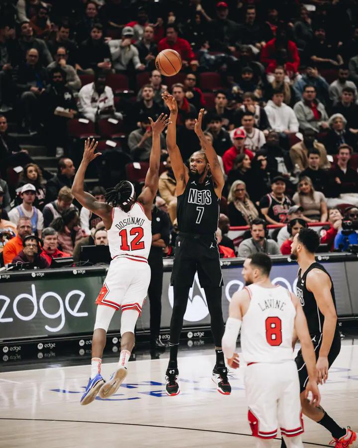 欧文入选nba全明星,欧文杜兰特威少全明星