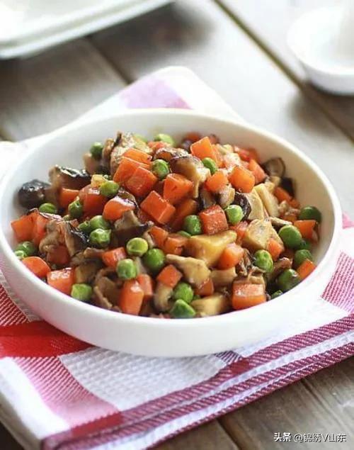 香味浓郁不油腻下饭的家常菜,推荐几道家常菜好吃下饭真心不错