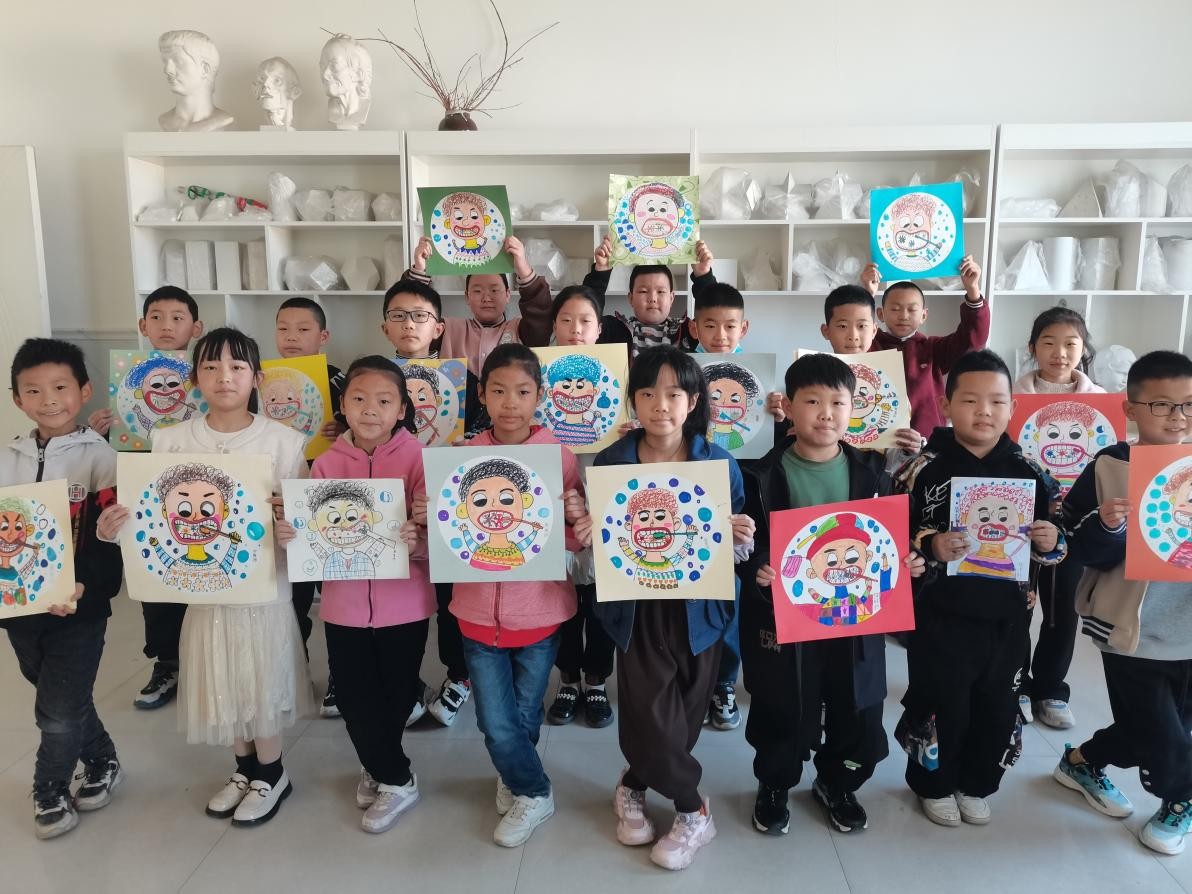 开课啦！浮山县教育体育局校外活动站声乐、美术公益兴趣班开班