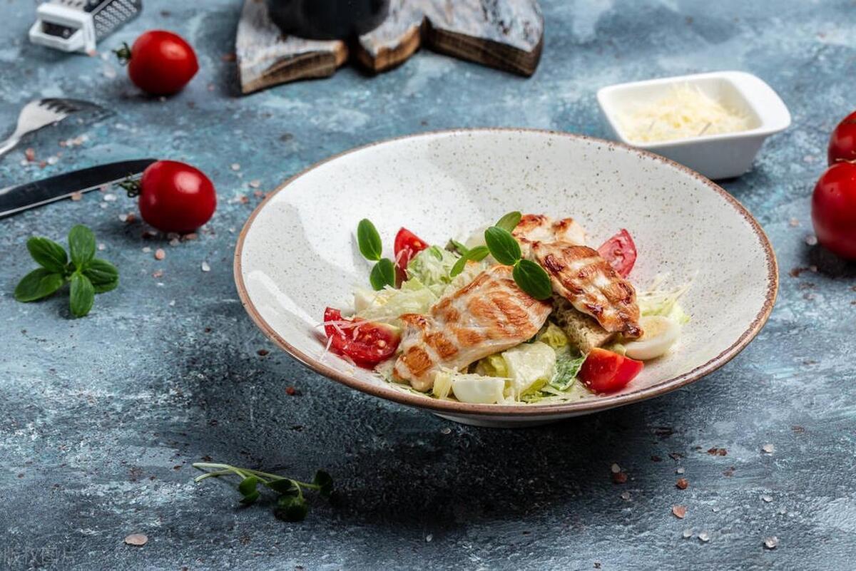 只吃菜不吃饭，42岁女性淀粉“断舍离”后一年，身体有什么变化？