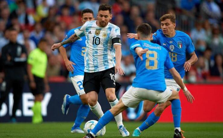 意大利2-1乌克兰保留晋级希望,卡塔尔世界杯阿根廷各场比分