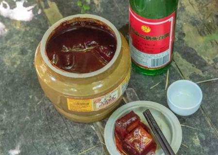 北京人的下酒菜猪头肉花生米,北京人最喜欢吃什么下酒菜