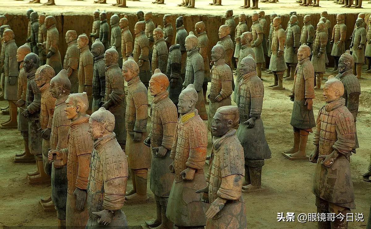 秦始皇是暴君还是千古一帝，是罪人还是伟人，啊？原来如此！