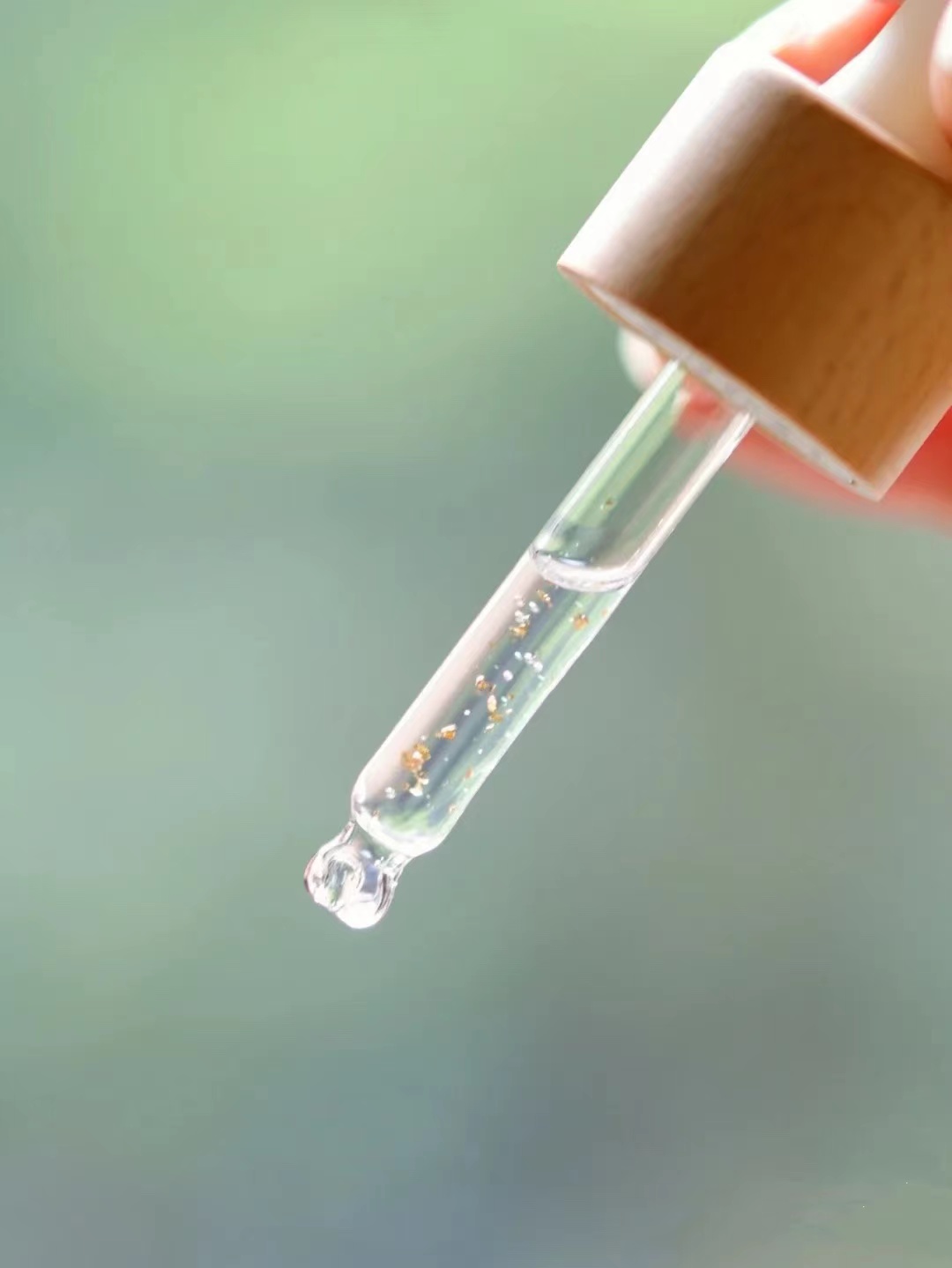 精华液真的有必要用吗,越贵的精华液越不值