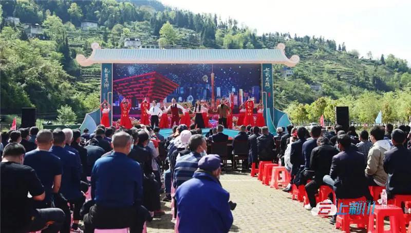 贡茶开采香满园！​5家企业与忠路镇政府签约，资金高达5.3亿元