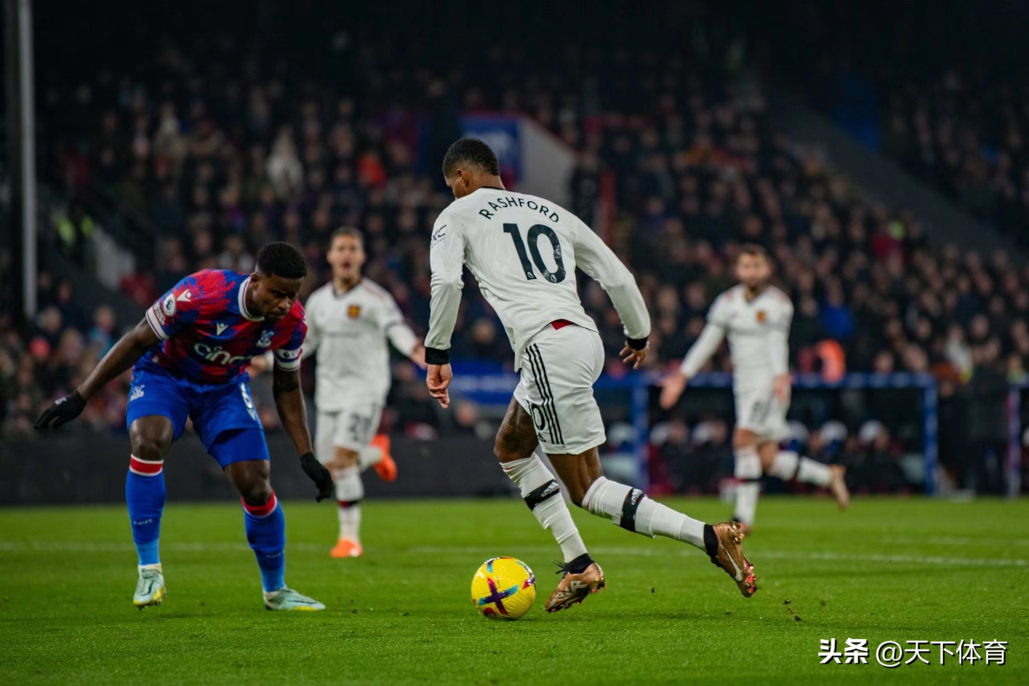 曼联3-2纽卡斯尔曼联阵型,曼联主场3比2险胜纽卡斯尔阵容