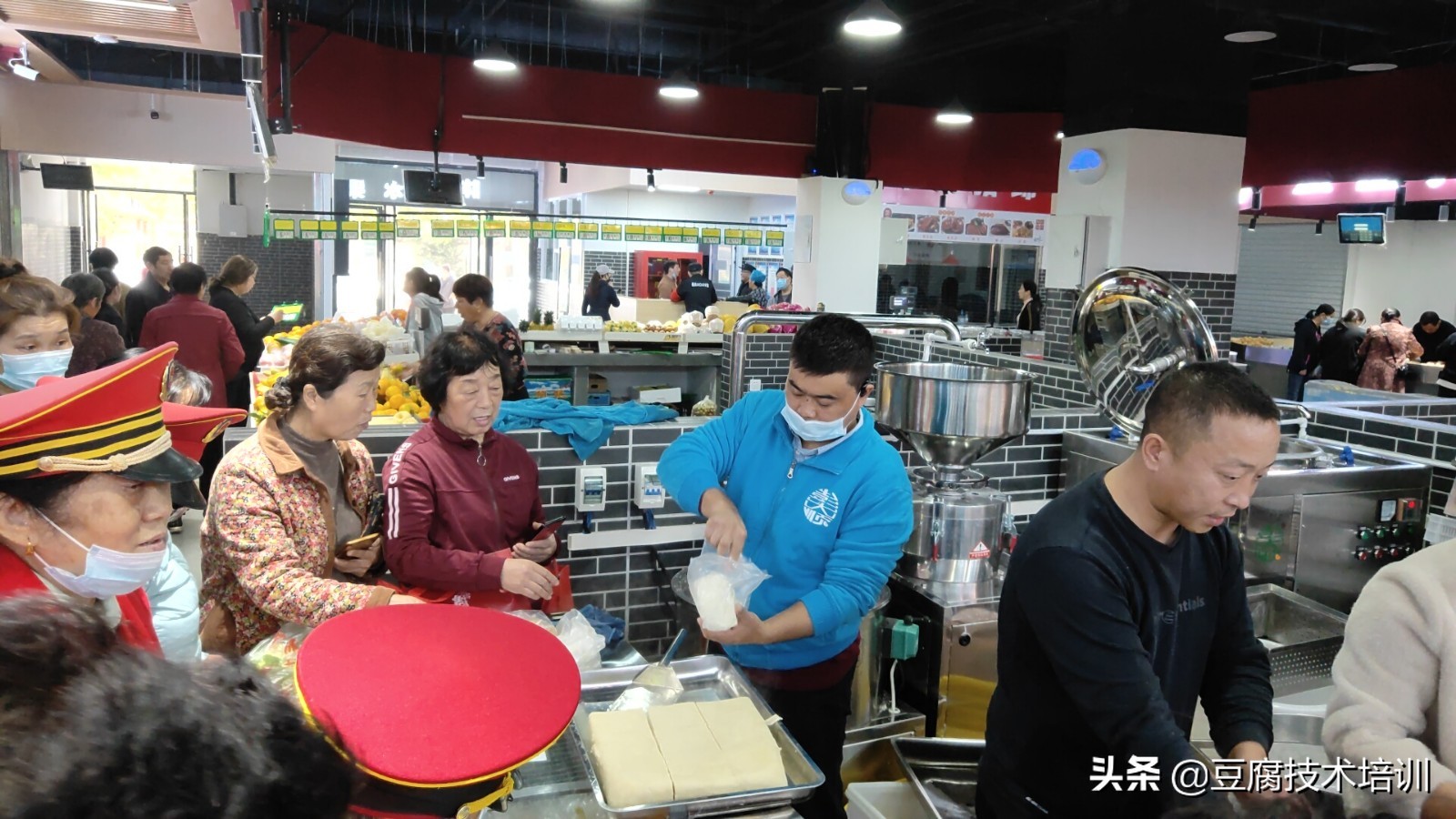 做豆腐生意赚钱吗成本利润,想创业做豆腐第一步该怎么走