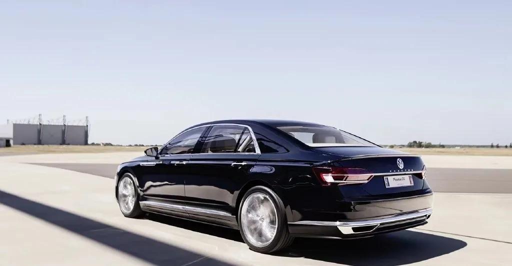 大众辉腾对比宝马,大众辉腾气场震撼视频