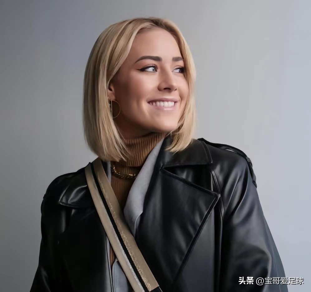 厄德高与女友,厄德高女友